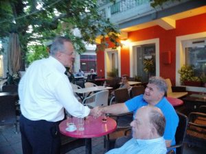 Στα Πολιτικά με φίλους ο Θανάσης Ζεμπίλης-ΦΩΤΟ