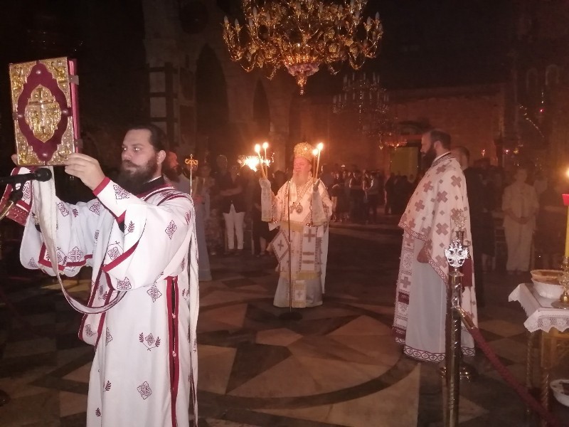 Ιερά Αγρυπνία στην Αγ. Παρασκευή Χαλκίδος