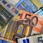 Εφορία: Τι αλλάζει στις επιστροφές και στα πρόστιμα ΦΠΑ