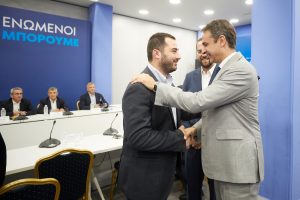 Την ίδρυση του «Συμβουλίου των Περιφερειαρχών» εξήγγειλε ο Μητσοτάκης-Παρών ο Φάνης Σπανός