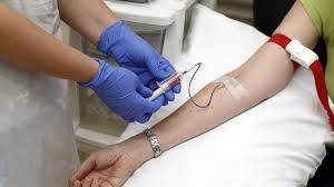 Ο εφιάλτης του Έμπολα εμφανίστηκε και στην Ουγκάντα