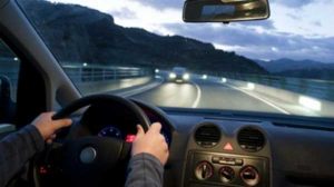 Έρευνα-σοκ: Το 35% των Ελλήνων οδηγεί ακόμη κι αν έχει πιει αλκοόλ