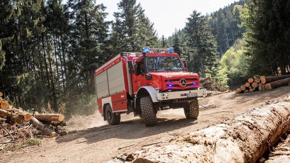 Σε εξέλιξη η φωτιά στο Τραχήλι Ευβοίας-Ενισχύσεις από Χαλκίδα και την Ομάδα Διάσωσης SAR 312