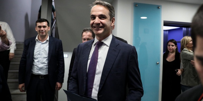 Ξένος Τύπος: Συντριπτική νίκη της Δεξιάς σε περιφέρειες και δήμους στην Ελλάδα