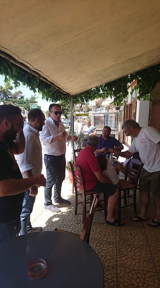Χατζηγιαννάκης-Συζήτησε με τους κατοίκους της Λιχάδας το πρόβλημα ύδρευσης-ΦΩΤΟ