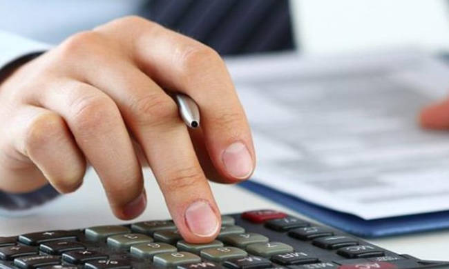 Ρύθμιση 120 δόσεων: «Κούρεμα» έως και 8% στη συνολική οφειλή φέρνει η αλλαγή στα επιτόκια