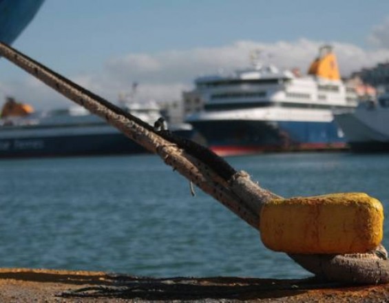 Δεμένα σήμερα τα πλοία στα λιμάνια λόγω απεργίας της ΠΝΟ
