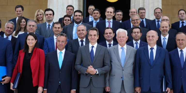 Η πρώτη δημοσκόπηση μετά τις εκλογές: Ποιοι υπουργοί είναι πιο δημοφιλείς