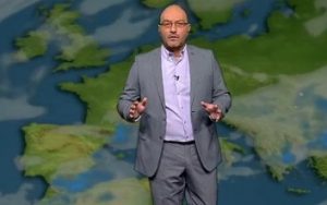 Καιρός: “Μεγάλη προσοχή την Κυριακή” Η νέα προειδοποίηση του Σάκη Αρναούτογλου