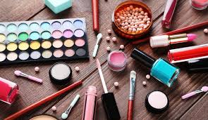 Δείτε τα 31 καλλυντικά που ο ΕΟΦ αποσύρει από την αγορά