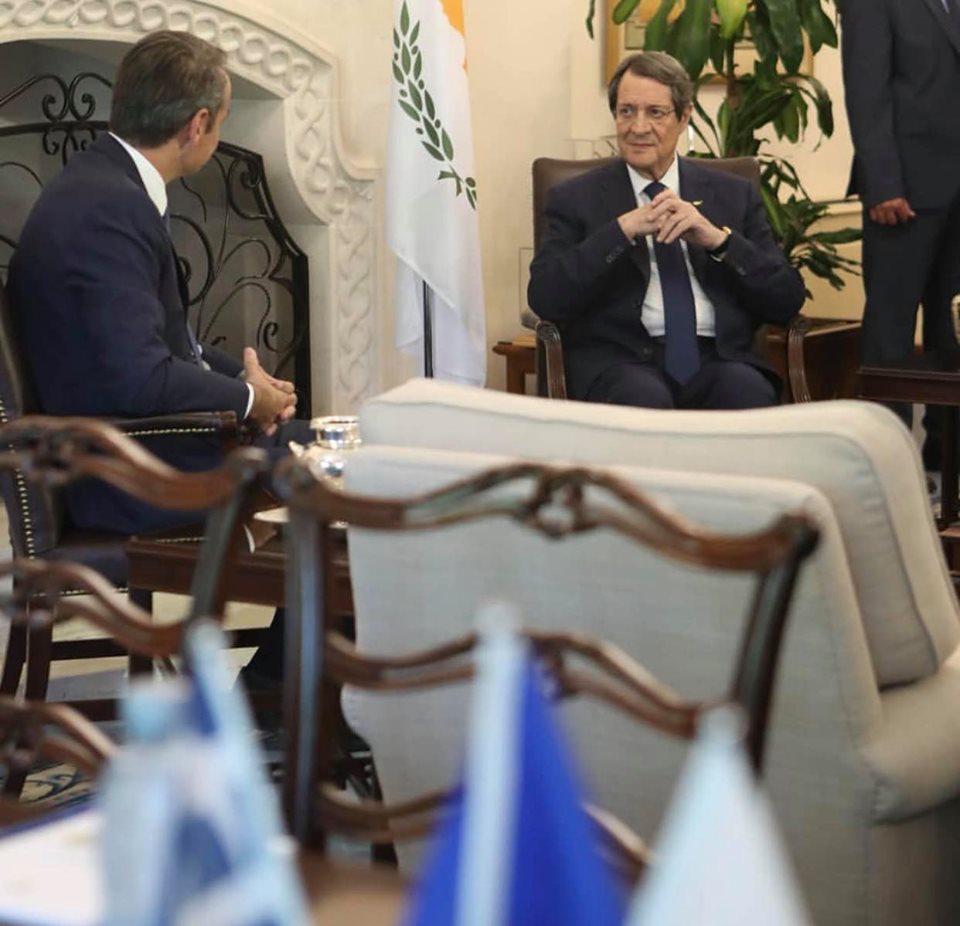 Ολοκληρώθηκε η συνάντηση Αναστασιάδη-Μητσοτάκη στην Κύπρο
