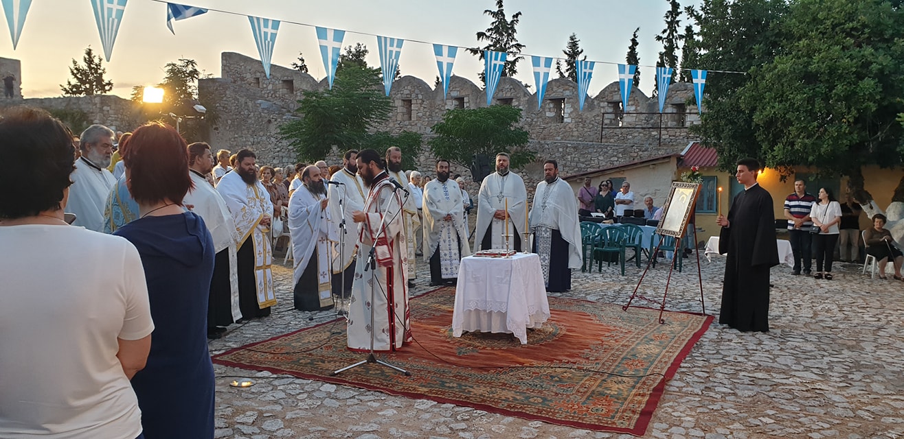 Στον Προφήτη Ηλία στο Κάστρο του Καράμπαμπα, ο Χρήστος Παγώνης