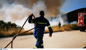Κυριακή η πιο επικίνδυνη ημέρα για πυρκαγιά-Περιοχές έχουν τεθεί σε κατάσταση συναγερμού