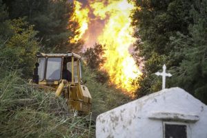 Πολύ κοντά στον εμπρηστή της Βάρδας οι αρχές της Ηλείας -Υποψίες ότι έβαλε 5 φωτιές σε 1 χλμ