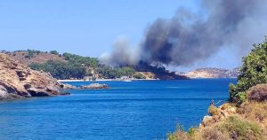 Συναγερμός στην Πυροσβεστική – Μάχη με τις φλόγες σε πέντε μέτωπα