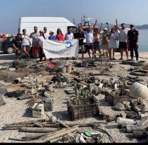 Καθάρισαν το λιμάνι της Κύμης σε βάθος η Aegean rebreath και η Ένωση επαγγελματιών [ΦΩΤΟ]