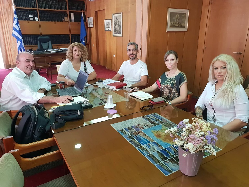 Συνάντηση Αγιοστρατίτη με εκπροσώπους της A La Grec