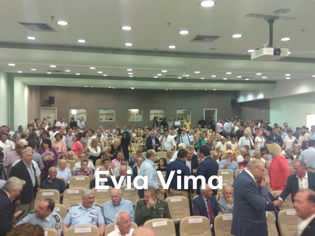 Ξεκίνα σε λίγο η ορκωμοσία του Φάνη Σπανού ΒΙΝΤΕΟ