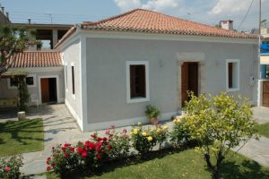 Τον τρόμο έζησε οικογένεια στην Ερέτρια επιστρέφοντας στο σπίτι