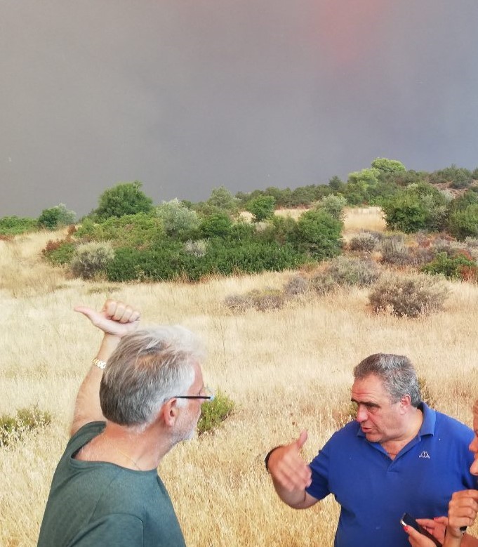 Στο μέτωπο της φωτιάς ο βουλευτής Ευβοίας Σπύρος Πνευματικός