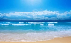 Καιρός: Ανεβαίνει ξανά η θερμοκρασία – Παραμένουν οι ισχυροί άνεμοι στο Αιγαίο