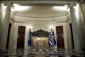 Αναμένονται άμεσα ανακοινώσεις των προσώπων που θα στελεχώσουν οργανισμούς φορείς και ΔΕΚΟ