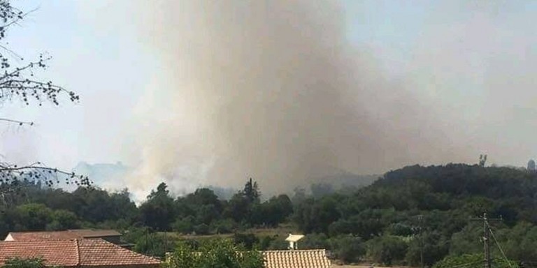Μεγάλη φωτιά στην Κέρκυρα -Δόθηκε εντολή εκκένωσης σε δύο χωριά