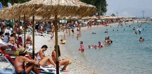 Κορυφώνεται ο καύσωνας σήμερα – 42 βαθμούς το θερμόμετρο