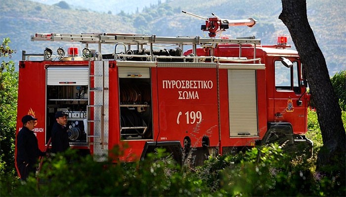 Aπίστευτο: Άναψαν φωτιά σε πάρκο της Εύβοιας για να ψήσουν το αρνί τους
