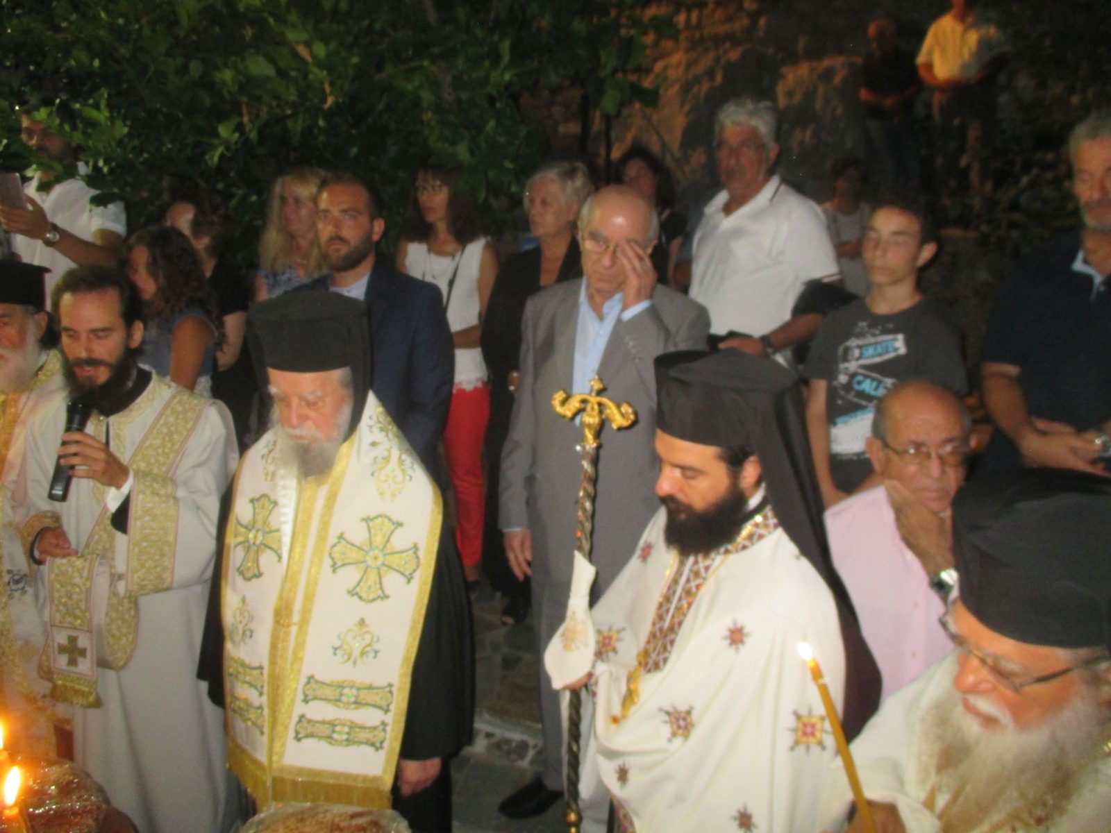 Κύμη-Μπουραντάς και Θεοδώρου στον εσπερινό στην Ιερά Μονή Σωτήρος-ΦΩΤΟ