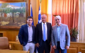 Τα προβλήματα του κλάδου της πτηνοτροφίας μετέφερε ο Σίμος Κεδίκογλου στον Υπουργό Αγροτικής Ανάπτυξης