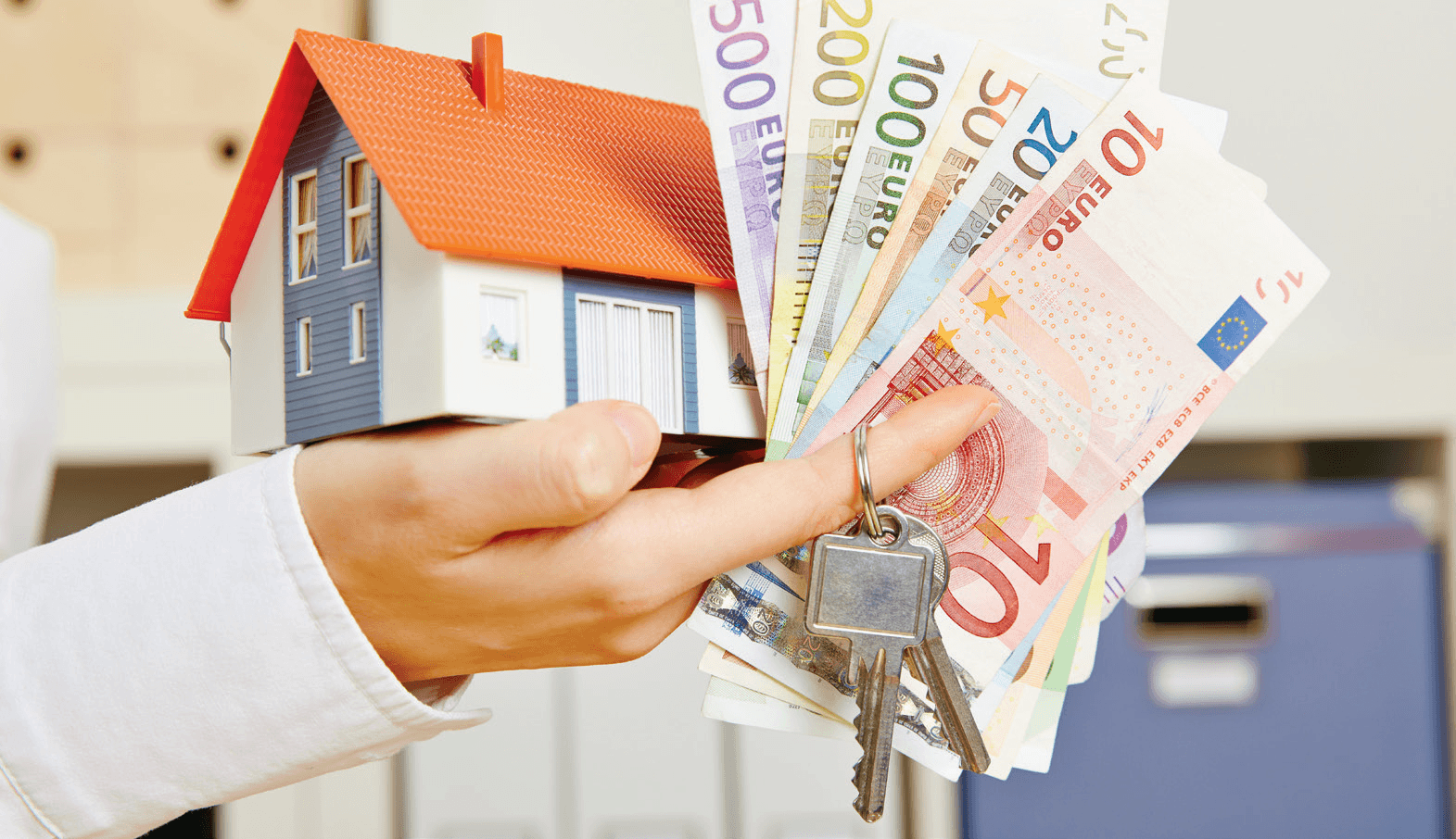 Αντίστροφη μέτρηση για 7,3 εκατ. ραβασάκια του ΕΝΦΙΑ – Ποιοι θα πληρώσουν μειωμένο φόρο