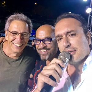 Στιγμές χαλάρωσης λίγο πριν την ορκωμοσία για το νέο δήμαρχο Ιστιαίας Αιδηψού