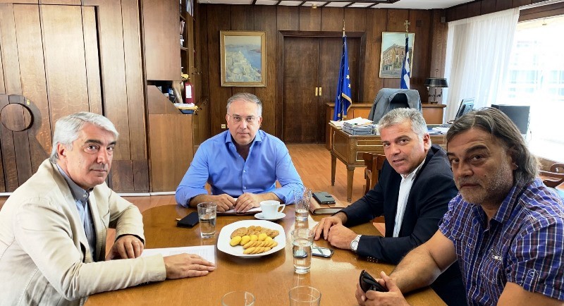 Στον υπουργό Εσωτερικών ο δήμαρχος Σκύρου