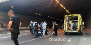 Σοκ στη Θεσσαλονίκη: Πήδηξε από γέφυρα για να αυτοκτονήσει κι έπεσε πάνω σε μοτοσικλετιστή