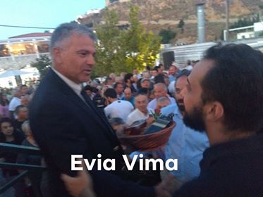 Το δώρο του Πνευματικού στο δήμαρχο Μαυρίκο μέσω του βουλευτή Χατζηγιαννάκη