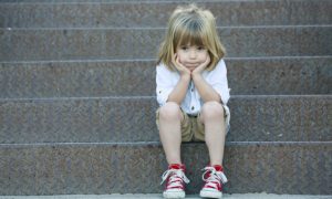 Κατάθλιψη: Πιο συχνή στα μικρότερα παιδιά της τάξης