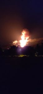 Μεγάλη φωτιά στη Νέα Μάκρη – Καταγγελίες για εμπρησμό