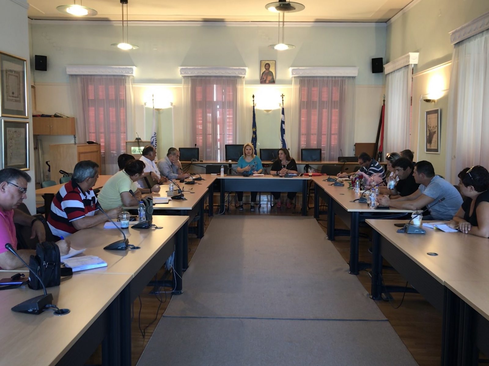 Συνάντηση Δημάρχου Χαλκιδέων Έλενας Βάκα με τους Προέδρους των Κοινοτήτων