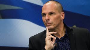 Βαρουφάκης στην πρεμιέρα του «Ενήλικοι στο Δωμάτιο»