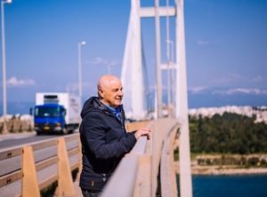 Βασίλης Καθαροσπόρης: “Η παιδεία αποτελεί το θεμέλιο και την ελπίδα για κοινωνική πρόοδο”