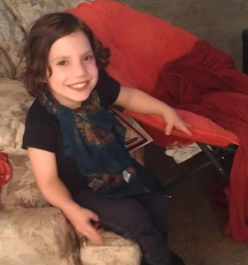 Σαν ταινία τρόμου: Οικογένεια υιοθέτησε 6χρονη, αλλά ήταν ενήλικη νάνος -Προσπαθούσε να τους σκοτώσει