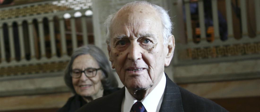 Πέθανε ο εκδότης και ιδρυτικό στέλεχος του ΠΑΣΟΚ Αντώνης Λιβάνης