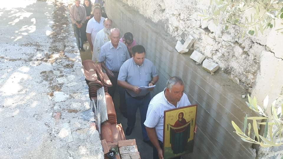 Θεία Λειτουργία στο Βυζαντινό Παρεκλήσι της Ιεράς Μονής Αγίου Νικολάου Άνω Βάθειας