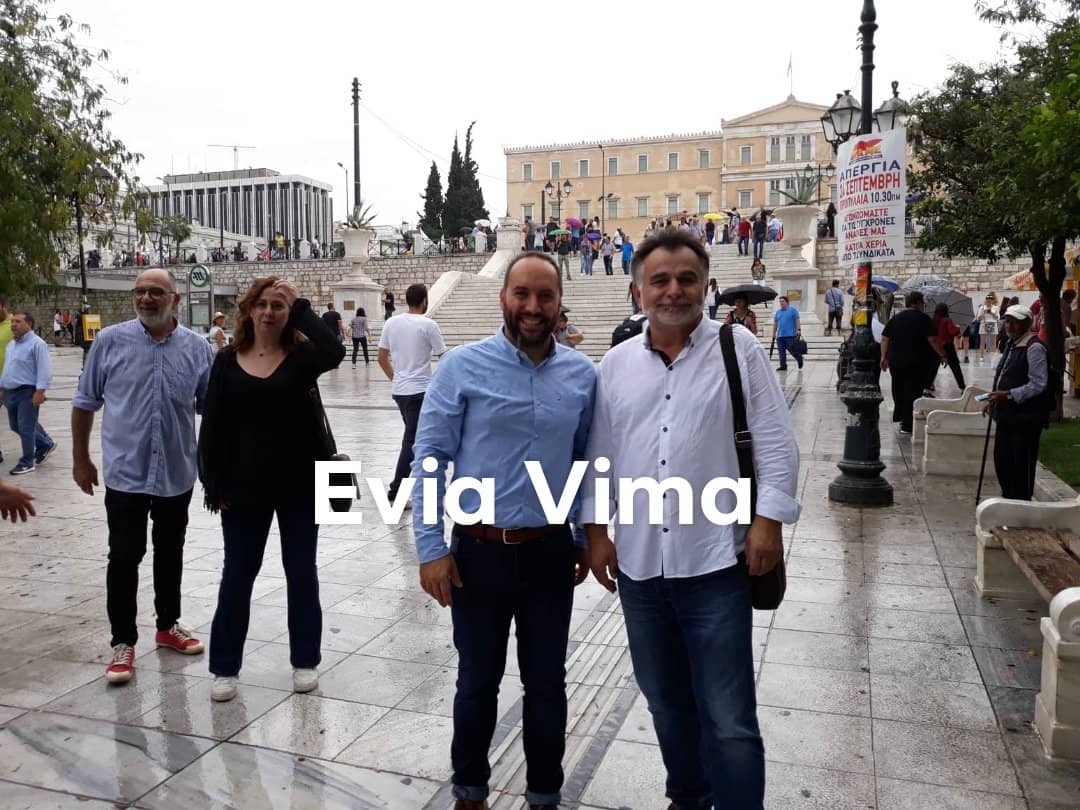 Δίπλα στην διοίκηση του Εργατικού Κέντρου Εύβοιας ο Χατζηγιαννάκης