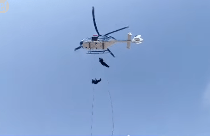 ΔΕΘ: Η εντυπωσιακή επίδειξη της ΕΚΑΜ -Με ελικόπτερο της ΕΛ.ΑΣ.