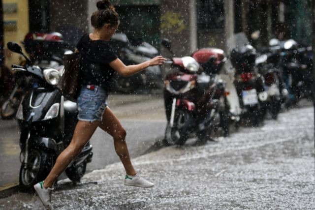 Παρασκευή με καταιγίδες που θα πλήξουν και την Βόρεια Εύβοια
