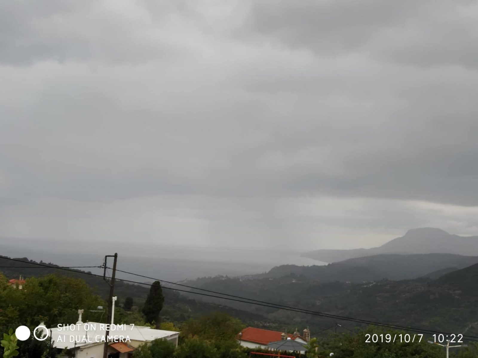Ξεκίνησε η κακοκαιρία στην ευρύτερη περιοχή της Κύμης-ΦΩΤΟ