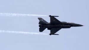 28η Οκτωβρίου: Το μήνυμα του πιλότου του F-16 στη στρατιωτική παρέλαση