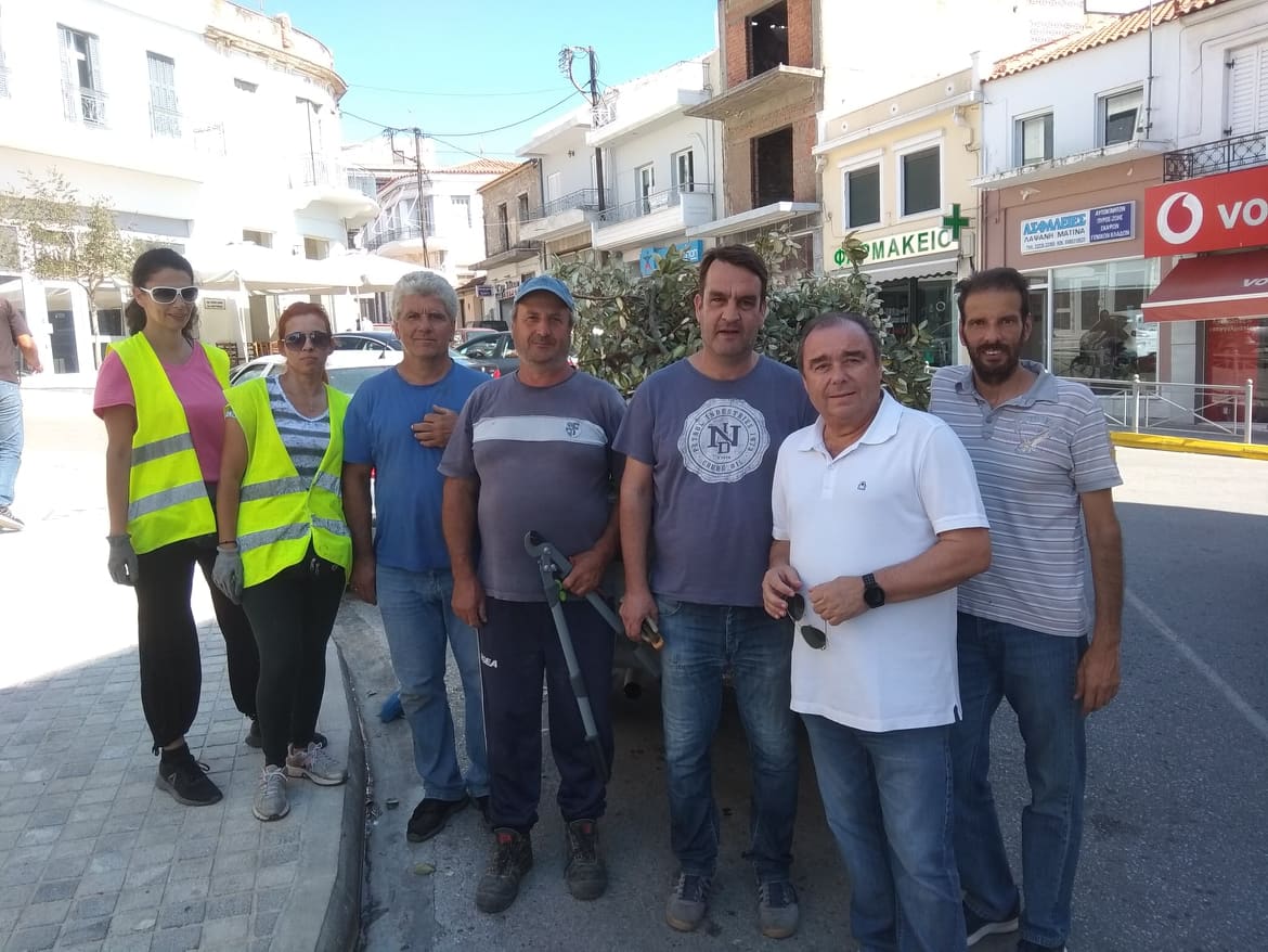 Εργασίες καθαριότητας από την Κοινότητα Αλιβερίου-ΦΩΤΟ